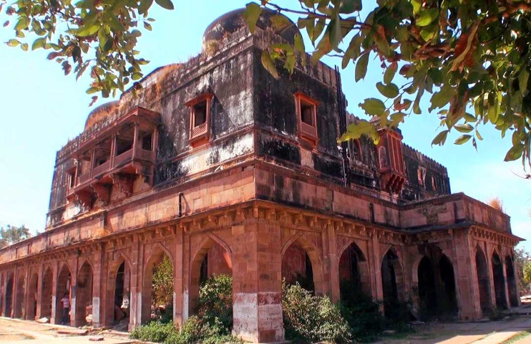 hotels near kal bhairav temple